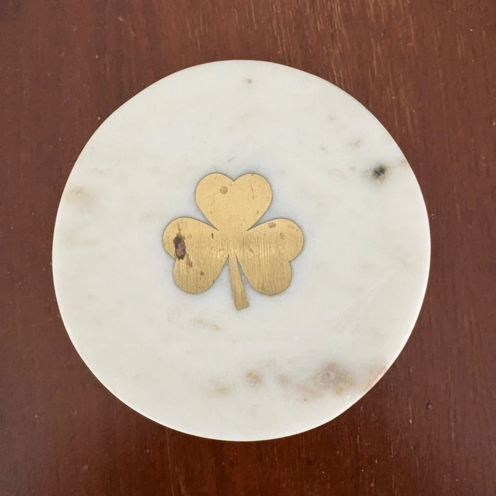 Set of 4 coasters with gold shamrocks